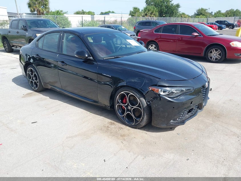 2024 Alfa romeo Giulia VIN ZARFAMBN0R7683738 — IAAI salvage auction photo