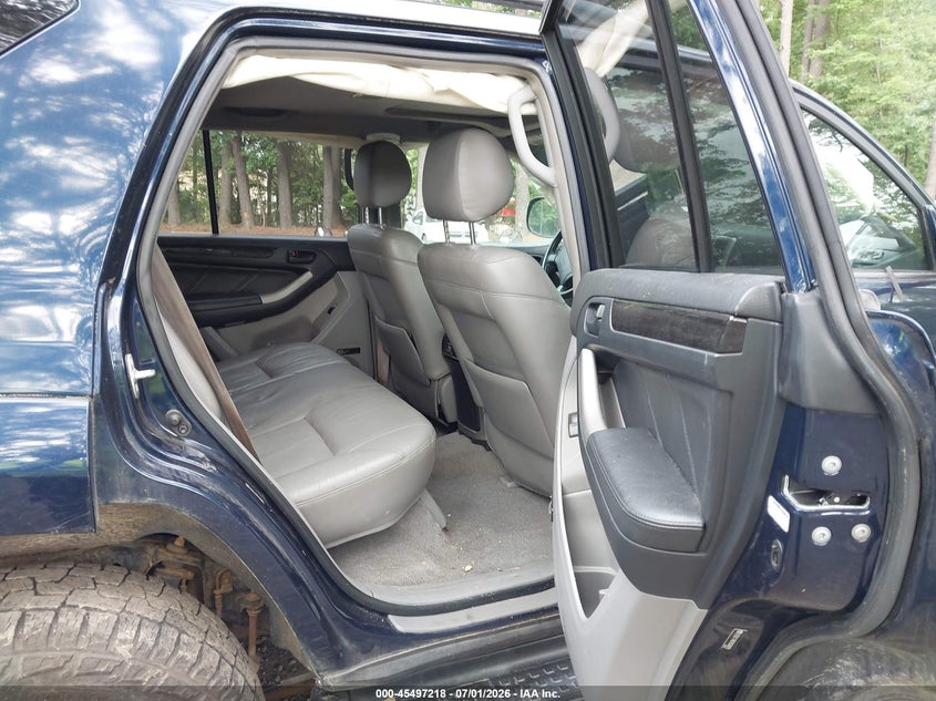 2007 Toyota 4runner VIN JTEBT17R878038092 IAAI salvage auction — SIDE, Salvage (Virginia), sold $3,650 on 2026-07-18 (photo 8)