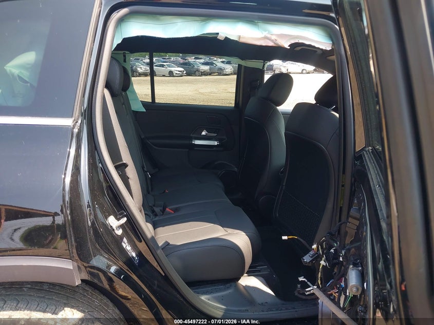 2025 Mercedes-benz Glb VIN W1N4M4GB0SW397271 IAAI salvage auction — LEFT & RIGHT, Certificate Of Destruction (Florida), sold $7,200 on 2026-08-25 (photo 8)