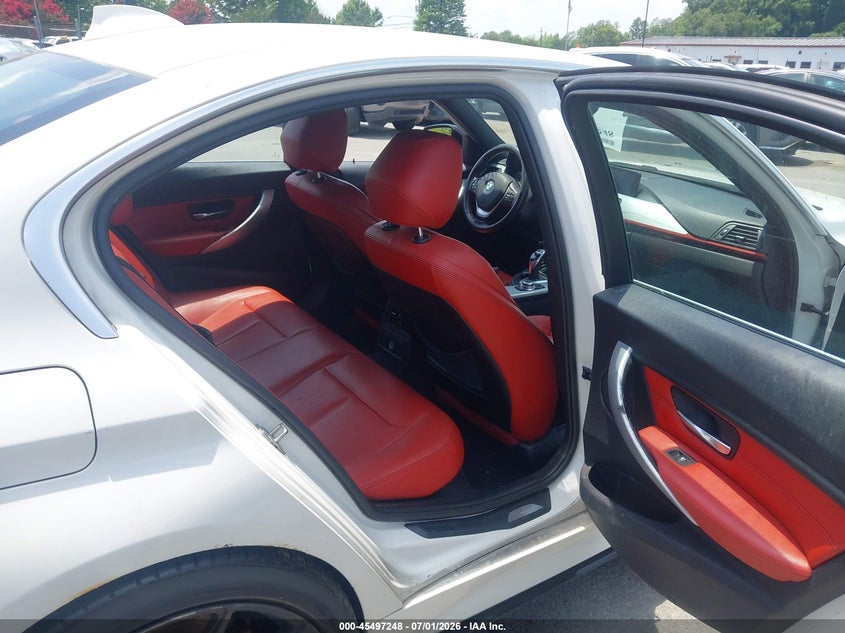 2013 BMW 3er VIN WBA3F9C57DF483767 IAAI salvage auction — NORMAL WEAR, Clear-Dealer Only (North Carolina), sold $2,700 on 2026-07-06 (photo 8)