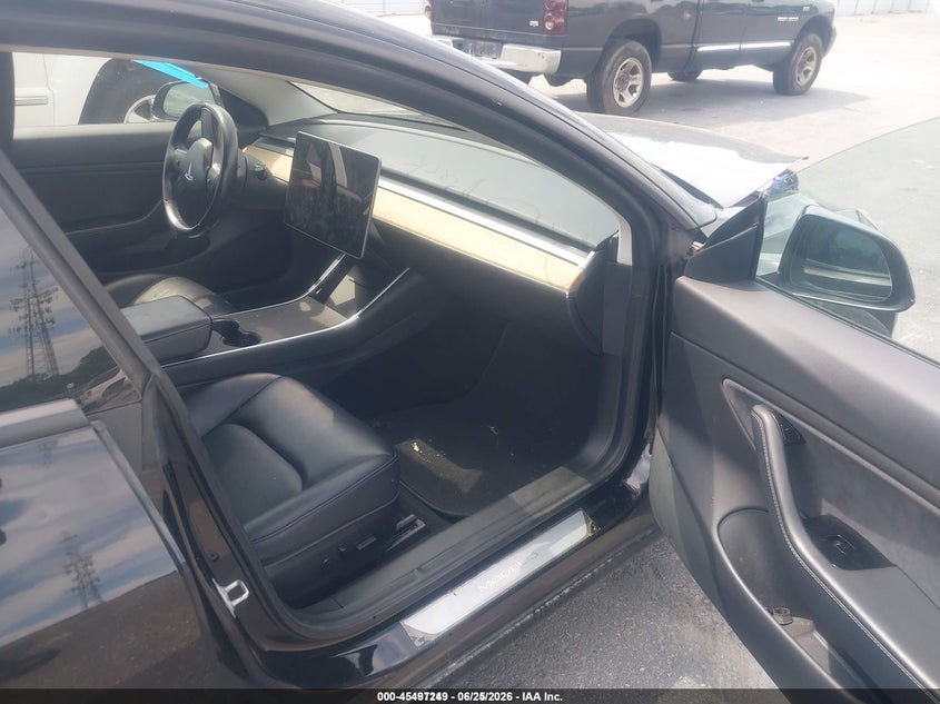 2018 Tesla Model 3 VIN 5YJ3E1EA3JF171978 IAAI salvage auction — REPOSSESSION, Salvage Title, sold $2,950 on 2026-07-15 (photo 5)
