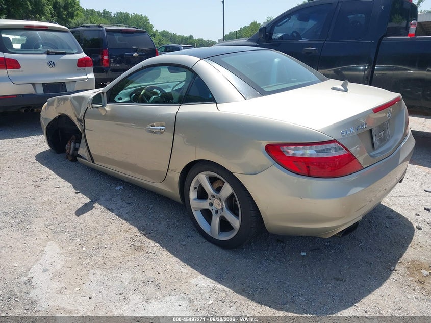 2012 Mercedes-benz Slk-klasse VIN WDDPK4HAXCF038811 IAAI salvage auction — LEFT FRONT, Salvage (Missouri), sold $1,300 on 2026-07-29 (photo 3)