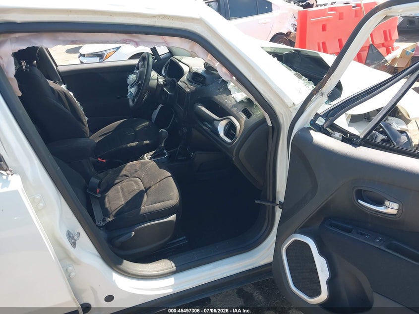 2018 Jeep Renegade VIN ZACCJABB7JPJ29926 IAAI salvage auction — ROLLOVER, Salvage (Oklahoma), sold $200 on 2026-08-05 (photo 5)