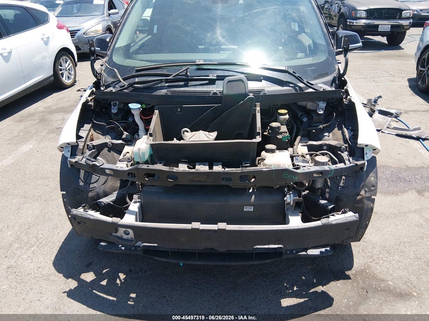 2017 BMW I3 VIN WBY1Z8C52HV551530 IAAI salvage auction — FRONT END, Salvage (California), sold $3,100 on 2026-08-01 (photo 6)