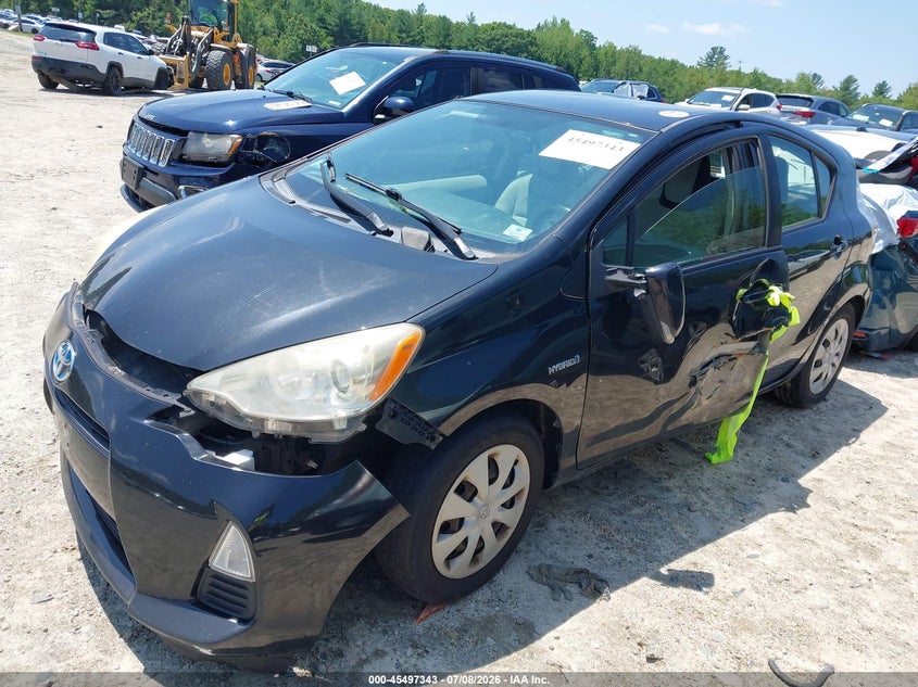 2013 Toyota Prius c VIN JTDKDTB39D1554949 IAAI salvage auction — LEFT SIDE, Clear (Massachusetts), sold $550 on 2026-07-14 (photo 2)