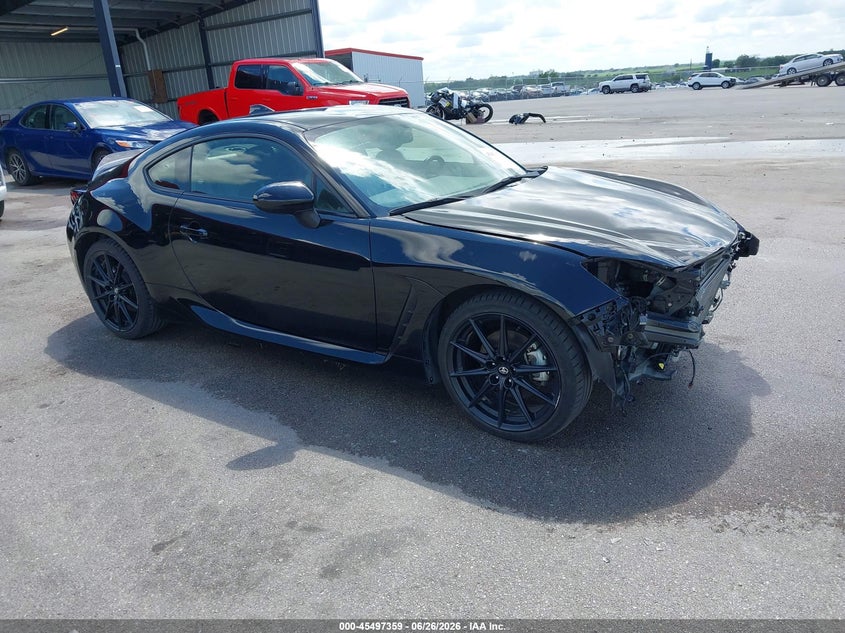2025 Toyota Gr 86 VIN JF1ZNBE12S9750025 — IAAI salvage auction photo