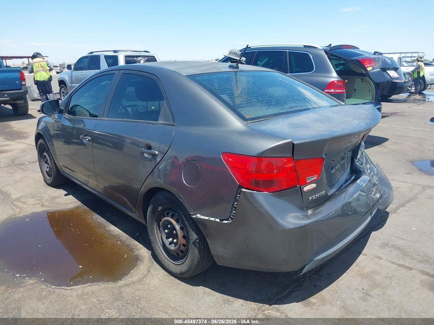 2013 Kia Forte VIN KNAFU4A23D5737074 IAAI salvage auction — REAR END, Salvage (Arizona), sold $400 on 2026-07-28 (photo 3)