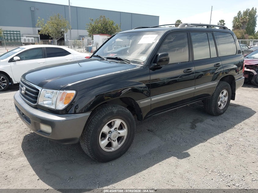 2000 Toyota Land cruiser VIN JT3HT05J8Y0105431 IAAI salvage auction — RIGHT REAR, Salvage (California), sold $5,300 on 2026-07-13 (photo 2)
