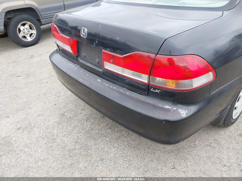 2002 Honda Accord VIN JHMCG56442C027251 IAAI salvage auction — NORMAL WEAR, Clear-Dealer Only (Oregon), sold $450 on 2026-07-15 (photo 6)