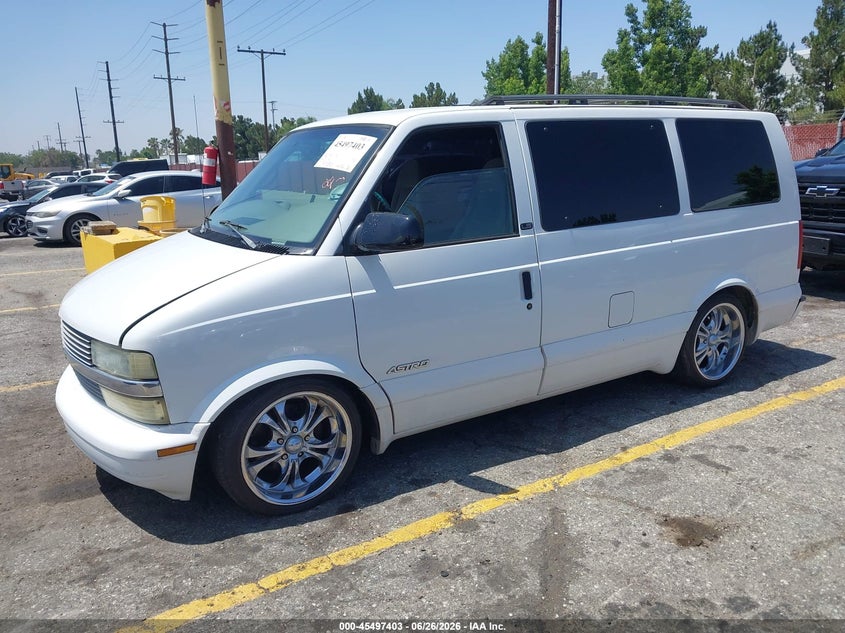 2002 Chevrolet Astro VIN 1GNDM19X62B113008 IAAI salvage auction — NORMAL WEAR, Clear - Dealer Only (California), sold $725 on 2026-07-07 (photo 2)
