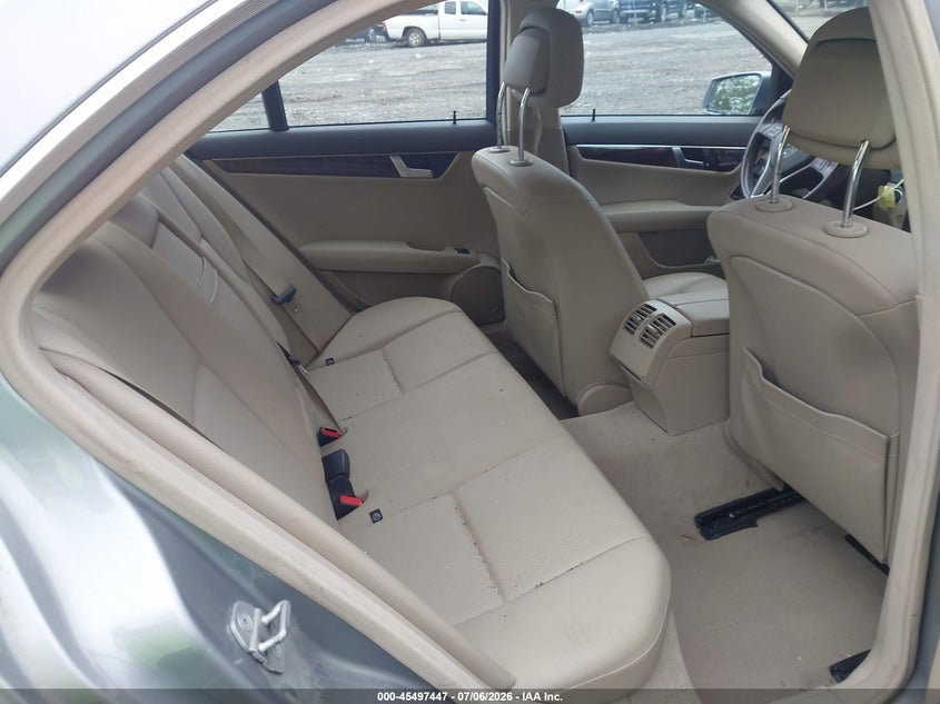 2012 Mercedes-benz C-klasse VIN WDDGF8BB8CR231390 IAAI salvage auction — ELECTRICAL, Mv-907A (New York), sold $525 on 2026-07-21 (photo 8)