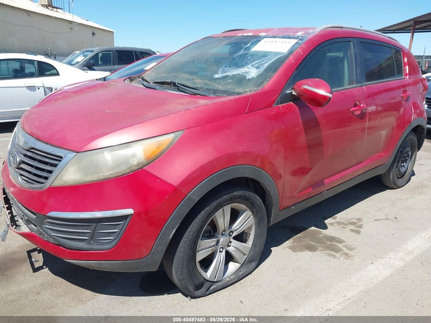 2011 Kia Sportage VIN KNDPB3A21B7056694 IAAI salvage auction — NORMAL WEAR, Clear - Dealer Only (California), sold $625 on 2026-07-21 (photo 2)