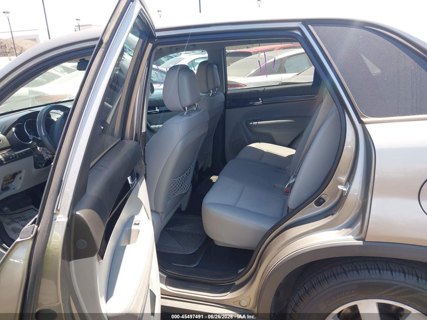 2011 Kia Sorento VIN 5XYKT3A1XBG012744 IAAI salvage auction — LEFT SIDE, Salvage Certificate (California), sold $2,100 on 2026-07-10 (photo 8)