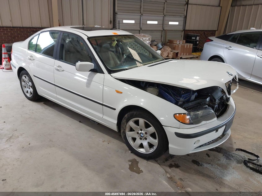 2002 BMW 3er VIN WBAEU33492PF68316 IAAI salvage auction — BIOHAZARD/CHEMICAL, Salvage (North Carolina), sold $275 on 2026-07-30 (photo 1)