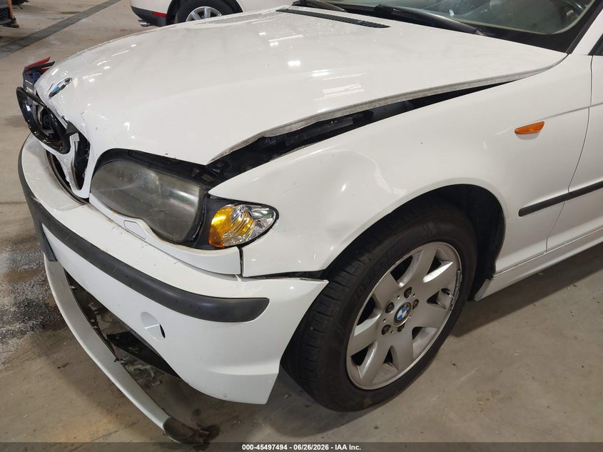 2002 BMW 3er VIN WBAEU33492PF68316 IAAI salvage auction — BIOHAZARD/CHEMICAL, Salvage (North Carolina), sold $275 on 2026-07-30 (photo 6)