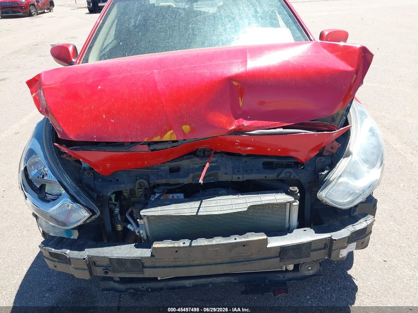 2013 Hyundai Accent VIN KMHCT4AE9DU429413 IAAI salvage auction — FRONT END, Salvage Title, sold $675 on 2026-08-22 (photo 6)