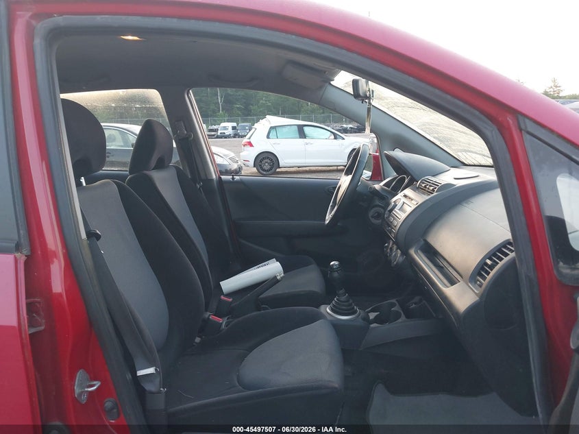 2007 Honda Fit VIN JHMGD37617S000276 IAAI salvage auction — NORMAL WEAR, Clear (Massachusetts), sold $400 on 2026-07-24 (photo 5)