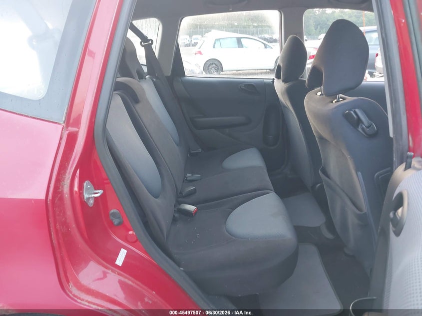 2007 Honda Fit VIN JHMGD37617S000276 IAAI salvage auction — NORMAL WEAR, Clear (Massachusetts), sold $400 on 2026-07-24 (photo 8)