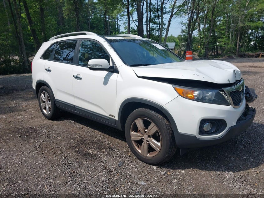 2013 Kia Sorento VIN 5XYKUDA29DG413300 IAAI salvage auction — NORMAL WEAR, Clear (Virginia), sold $675 on 2026-07-28 (photo 1)