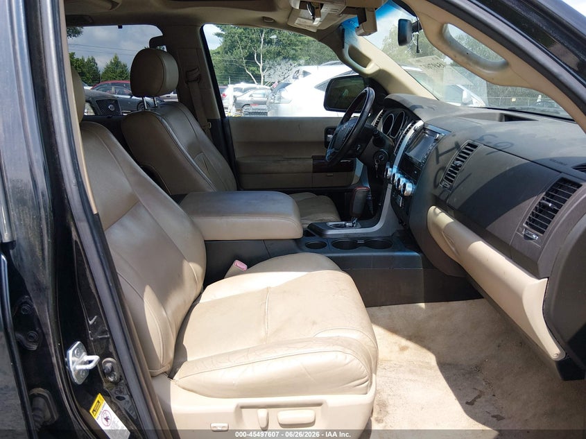 2011 Toyota Sequoia VIN 5TDYY5G12BS035291 IAAI salvage auction — NORMAL WEAR, Clear (Alabama), sold $3,800 on 2026-07-20 (photo 5)