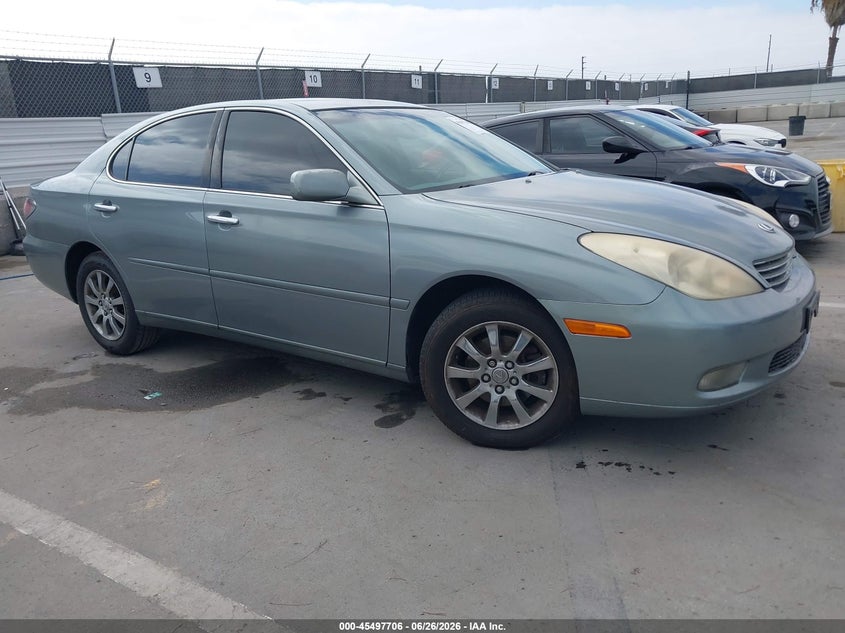 2004 Lexus ES VIN JTHBA30G240022574 IAAI salvage auction — NORMAL WEAR, Clear - Dealer Only (California), sold $875 on 2026-07-15 (photo 1)