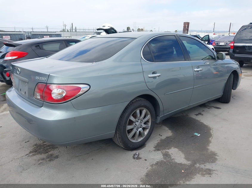 2004 Lexus ES VIN JTHBA30G240022574 IAAI salvage auction — NORMAL WEAR, Clear - Dealer Only (California), sold $875 on 2026-07-15 (photo 4)