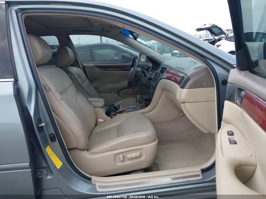 2004 Lexus ES VIN JTHBA30G240022574 IAAI salvage auction — NORMAL WEAR, Clear - Dealer Only (California), sold $875 on 2026-07-15 (photo 5)