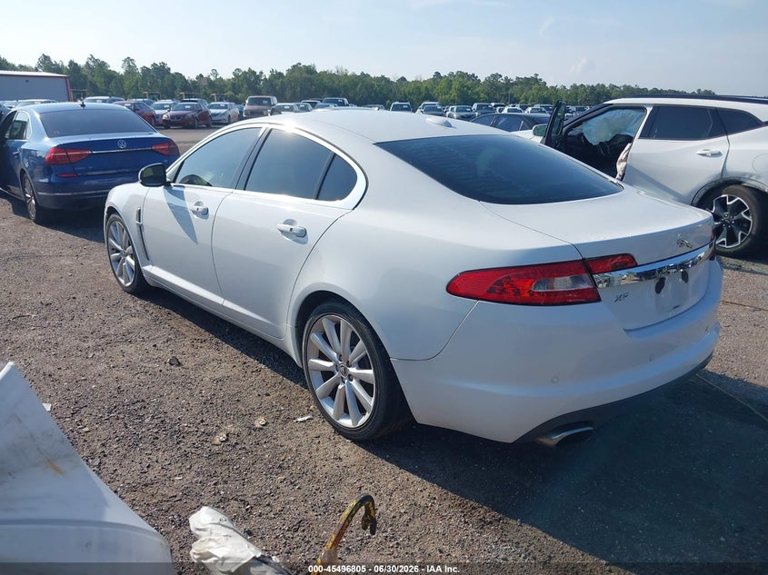 2011 Jaguar Xf VIN SAJWA0GB8BLS18107 IAAI salvage auction — NORMAL WEAR, Clear (Florida), sold $1,025 on 2026-07-14 (photo 3)