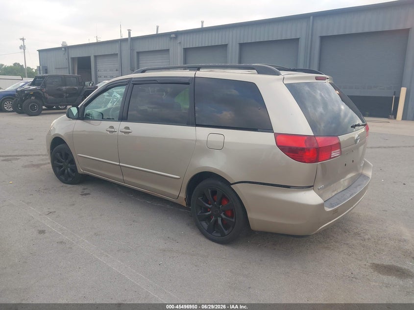 2005 Toyota Sienna VIN 5TDZA23C05S333812 IAAI salvage auction — REAR END, Clear (Indiana), sold $750 on 2026-07-31 (photo 3)
