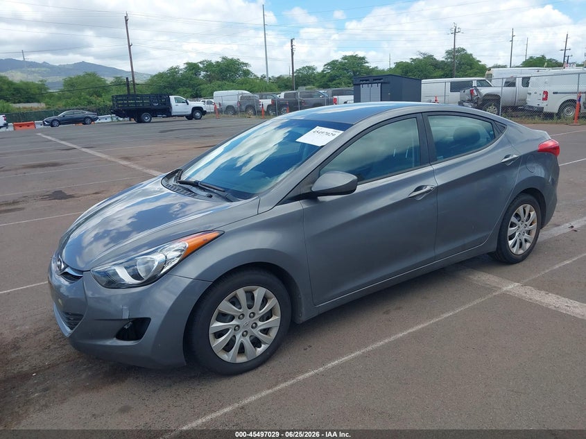 2012 Hyundai Elantra VIN 5NPDH4AE9CH119233 IAAI salvage auction — NORMAL WEAR, Clear (Hawaii), sold $125 on 2026-07-21 (photo 2)