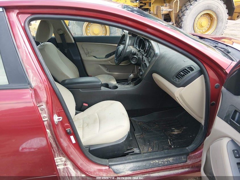 2013 Kia Optima VIN 5XXGM4A71DG219933 IAAI salvage auction — NORMAL WEAR, Clear-Dealer Only (West Virginia), sold $200 on 2026-07-30 (photo 5)