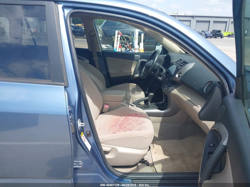 2006 Toyota Rav4 VIN JTMBD31V666011387 IAAI salvage auction — NORMAL WEAR, Clear (Indiana), sold $25 on 2026-07-31 (photo 5)