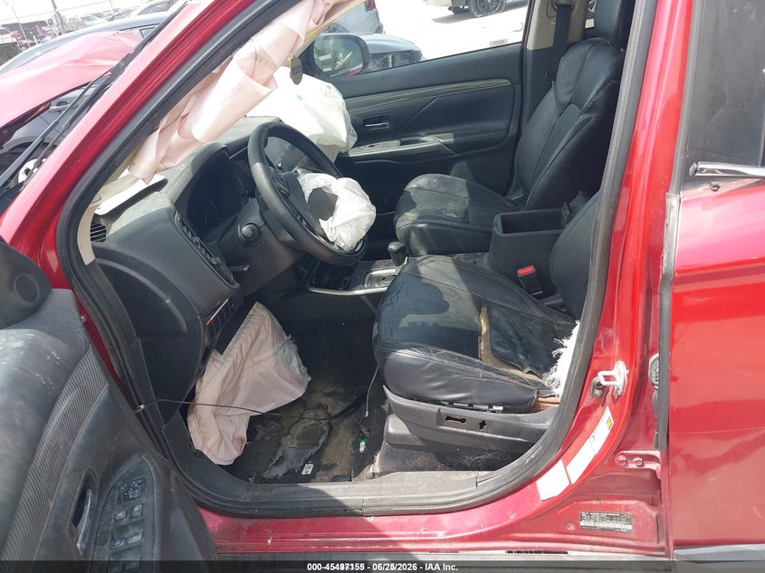 2019 Mitsubishi Outlander VIN JA4AD3A38KZ034781 IAAI salvage auction — FRONT & REAR, Salvage Title, sold $925 on 2026-07-24 (photo 8)