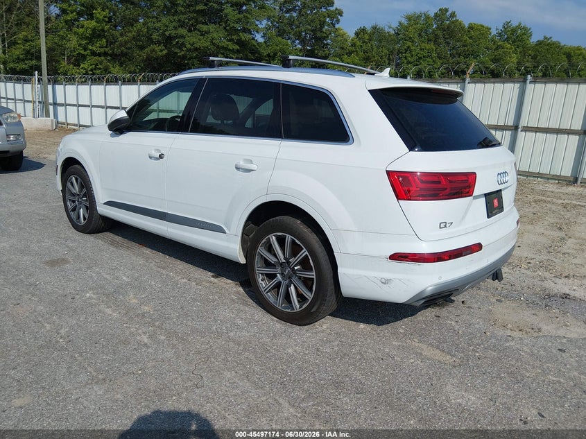 2017 Audi Q7 VIN WA1LAAF73HD048028 IAAI salvage auction — NORMAL WEAR, Clear (Georgia), sold $4,100 on 2026-07-09 (photo 3)