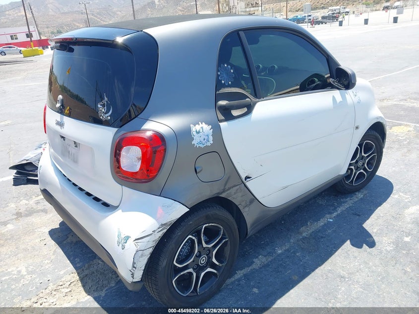 2018 Smart VIN WMEFJ9BA2JK326410 IAAI salvage auction — RIGHT SIDE, Salvage (California), sold $2,400 on 2026-07-29 (photo 4)