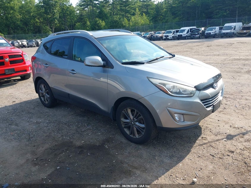 2015 Hyundai Tucson VIN KM8JUCAG8FU090971 IAAI salvage auction — NORMAL WEAR, Clear (Massachusetts), sold $950 on 2026-07-24 (photo 1)