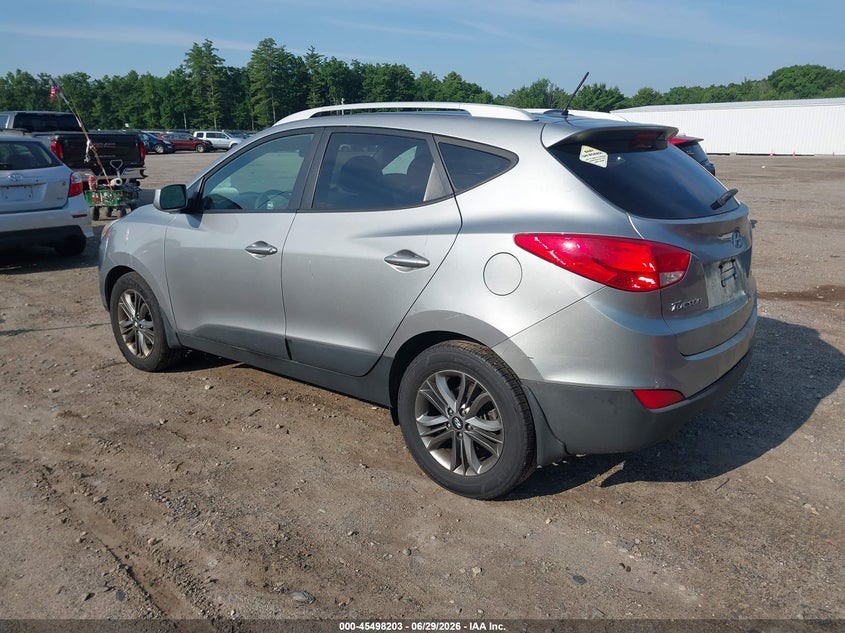 2015 Hyundai Tucson VIN KM8JUCAG8FU090971 IAAI salvage auction — NORMAL WEAR, Clear (Massachusetts), sold $950 on 2026-07-24 (photo 3)