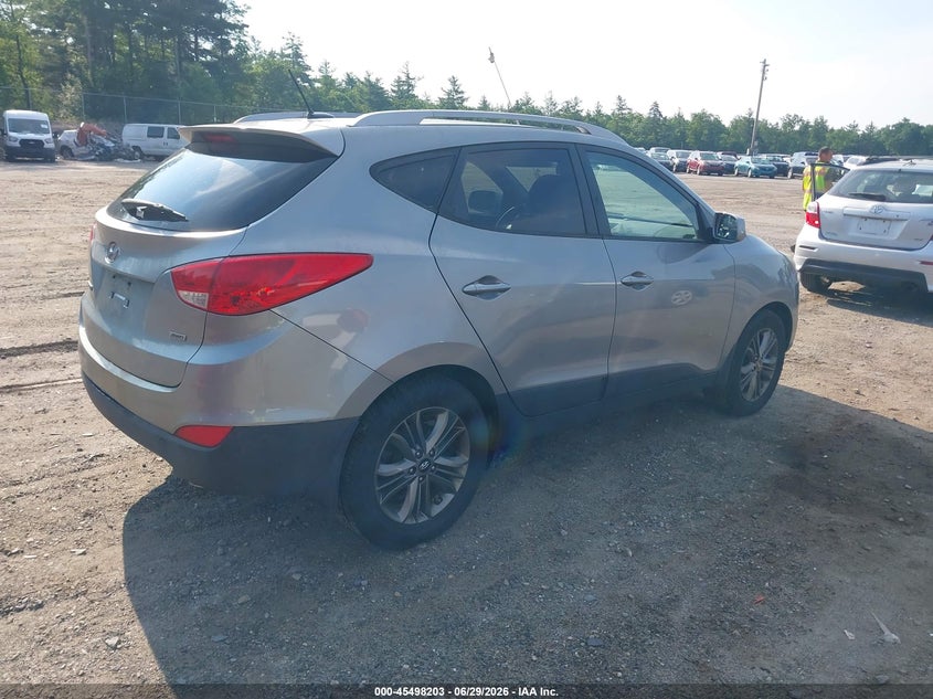 2015 Hyundai Tucson VIN KM8JUCAG8FU090971 IAAI salvage auction — NORMAL WEAR, Clear (Massachusetts), sold $950 on 2026-07-24 (photo 4)