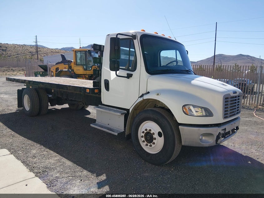 2014 Freightliner M2 106 VIN 1FVACXDT6EHFX1372 IAAI salvage auction — NORMAL WEAR, Sf97 (Nevada), sold $525 on 2026-07-30 (photo 1)