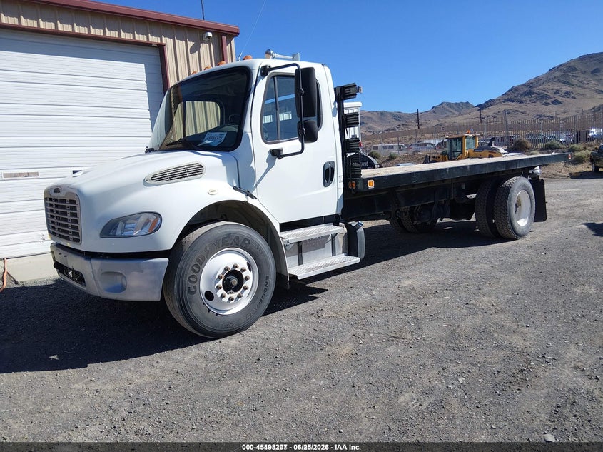 2014 Freightliner M2 106 VIN 1FVACXDT6EHFX1372 IAAI salvage auction — NORMAL WEAR, Sf97 (Nevada), sold $525 on 2026-07-30 (photo 2)