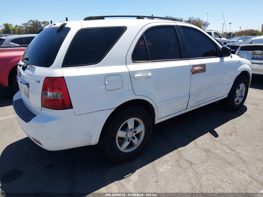 2008 Kia Sorento VIN KNDJC735985819812 IAAI salvage auction — SIDE, Salvage (California), sold $575 on 2026-07-16 (photo 4)