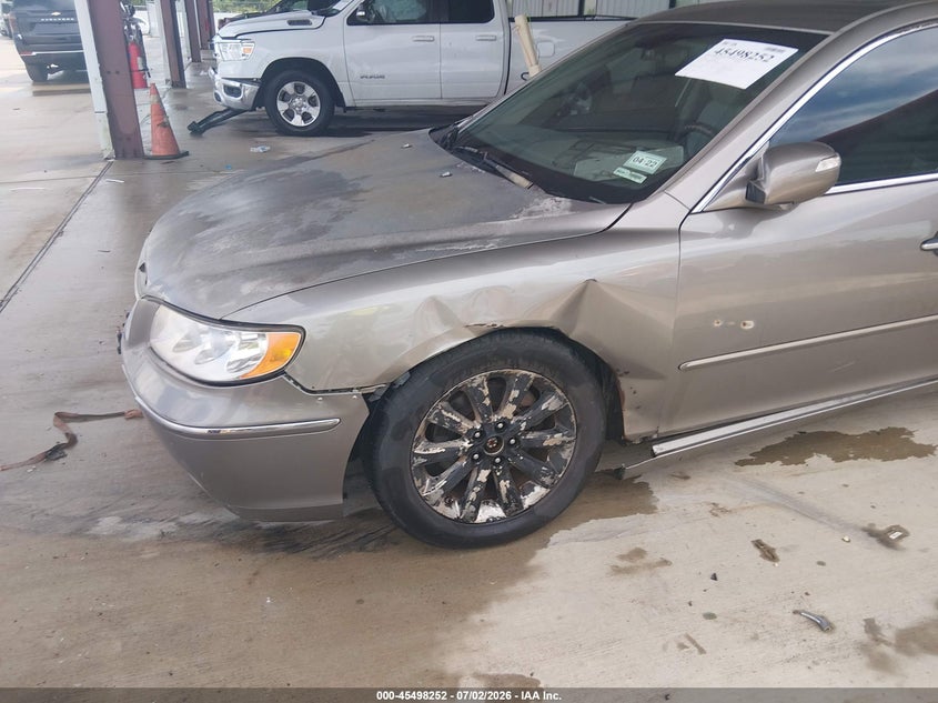 2009 Hyundai Azera VIN KMHFC46F89A388165 IAAI salvage auction — NORMAL WEAR, Original (Texas), sold $50 on 2026-07-17 (photo 6)