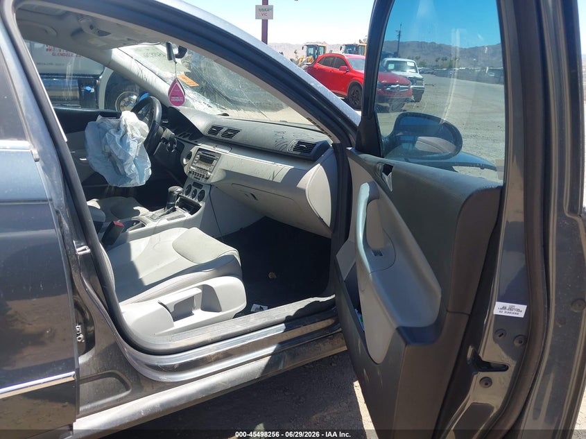 2009 Volkswagen Passat VIN WVWXK73C29E052138 IAAI salvage auction — FRESH WATER, Salvage (Arizona), sold $200 on 2026-08-18 (photo 5)