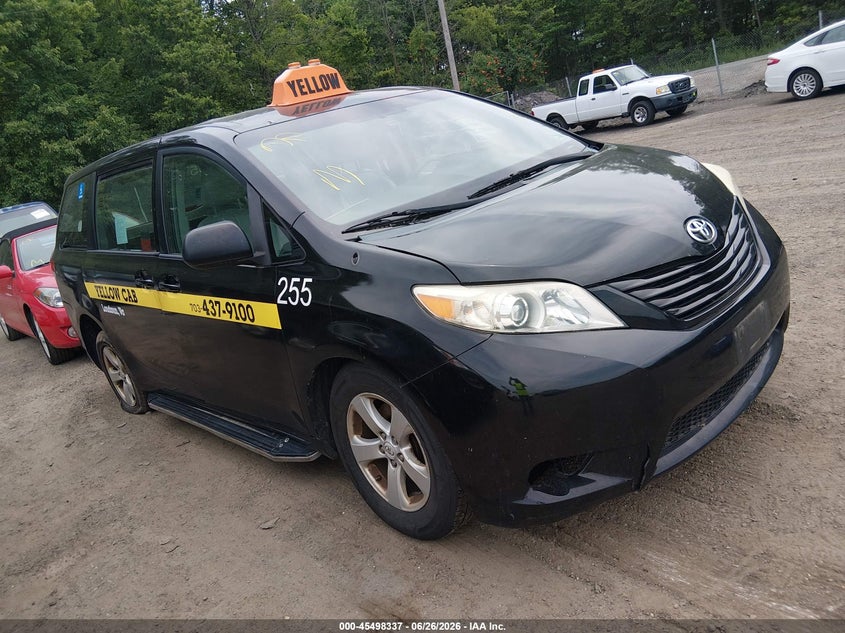 2012 Toyota Sienna VIN 5TDZK3DC0CS273643 IAAI salvage auction — NORMAL WEAR, Clear (Virginia), sold $1,000 on 2026-07-22 (photo 1)