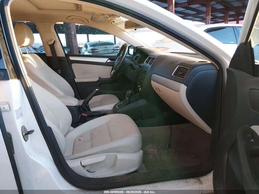 2012 Volkswagen Jetta VIN 3VWLL7AJ9CM369877 IAAI salvage auction — UNDERCARRIAGE, Salvage Title, sold $275 on 2026-09-01 (photo 5)