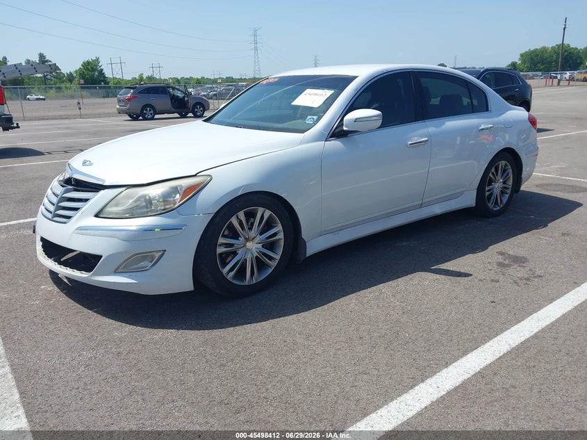 2014 Hyundai Genesis VIN KMHGC4DD9EU259351 IAAI salvage auction — NORMAL WEAR, Clear (Tennessee), sold $450 on 2026-07-28 (photo 2)