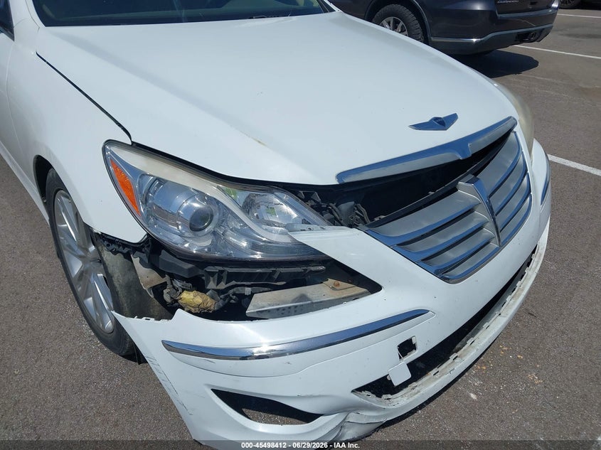 2014 Hyundai Genesis VIN KMHGC4DD9EU259351 IAAI salvage auction — NORMAL WEAR, Clear (Tennessee), sold $450 on 2026-07-28 (photo 6)
