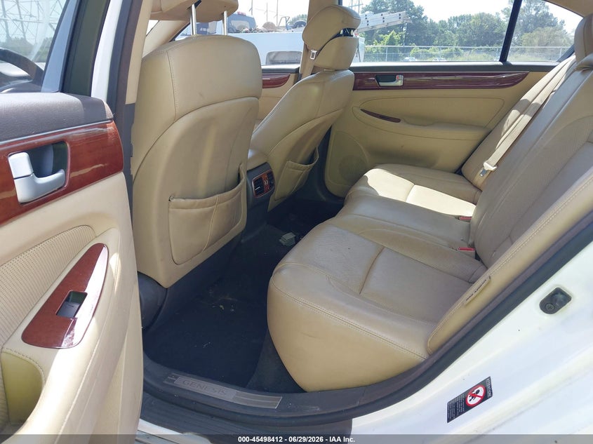 2014 Hyundai Genesis VIN KMHGC4DD9EU259351 IAAI salvage auction — NORMAL WEAR, Clear (Tennessee), sold $450 on 2026-07-28 (photo 8)