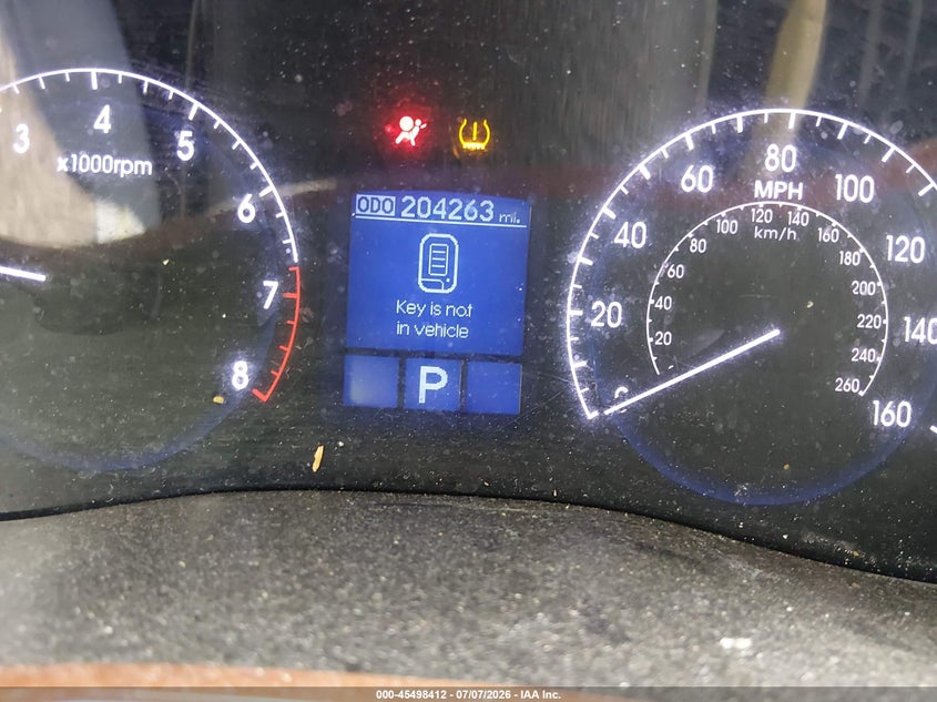 2014 Hyundai Genesis VIN KMHGC4DD9EU259351 IAAI salvage auction — NORMAL WEAR, Clear (Tennessee), sold $450 on 2026-07-28 (photo 7)