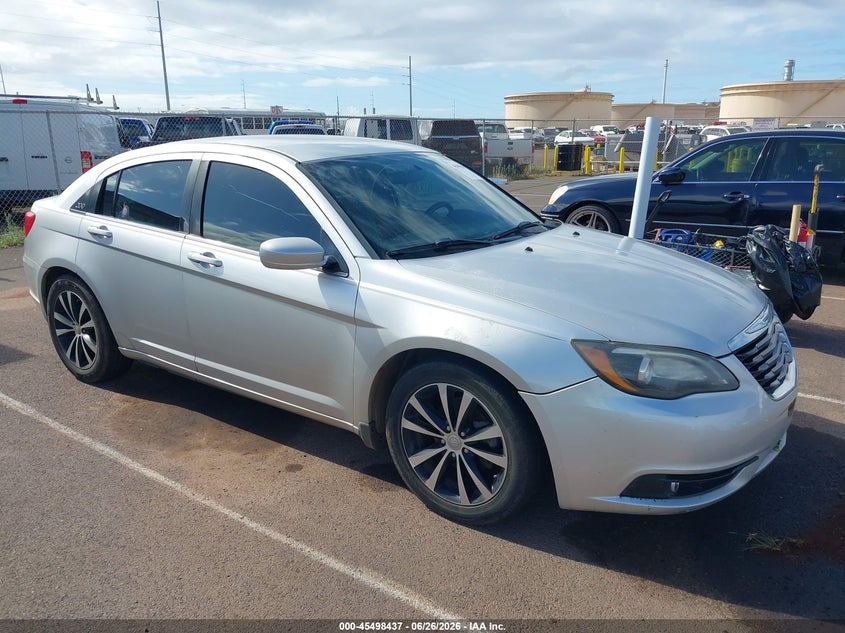 2012 Chrysler 200 VIN 1C3CCBBG6CN297734 IAAI salvage auction — NORMAL WEAR, Bill Of Sale (Hawaii), sold $275 on 2026-08-18 (photo 1)